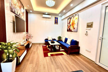 Cần bán căn 2N2W - 58.5m2 - tòa 30T Nam Trung Yên fulll đồ - có sổ. Giá 5.7 tỷ
