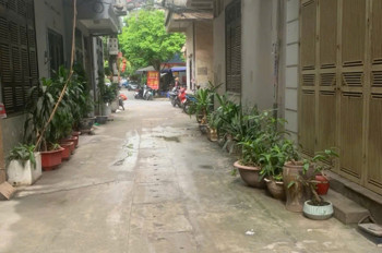 BÁN ĐẤT TẶNG NHÀ PHỐ HOA BẰNG, NGÕ THÔNG, TIỆN ÍCH NGẬP TRÀN - 68M2, 13.5 TỶ