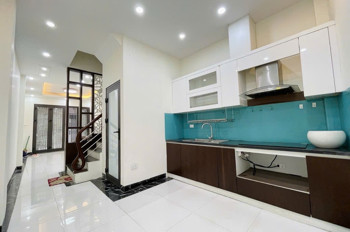 BÁN NHÀ NGỌC THỤY ĐẸP LONG LANH - NGÕ THÔNG , 40M² GIÁ HƠN 7 TỶ