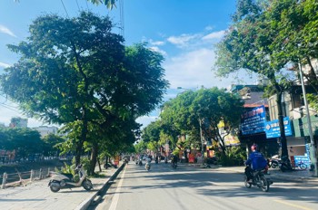 TRUNG TÂM HAI BÀ TRƯNG - MẶT PHỐ 2 THOÁNG - VỈA HÈ ĐÁ BÓNG - SỔ VUÔNG NỞ HẬU