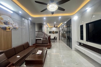 BÁN NHÀ ĐẸP NGỌC THUỴ LONG BIÊN, OTO ĐỖ CỬA,PHÂN LÔ,MỚI TINH,40M NHỈNH 7 TỶ(TL)