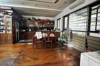 BIỆT THỰ SÂN VƯỜN SIÊU ĐẸP – XUÂN ĐỈNH, BẮC TỪ LIÊM 💎
 245m² – 4 tầng – MT 15m – Giá 51 tỷ