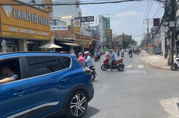 Bán nhà mặt tiền 20x25m giá 75 tỷ Đường Nguyễn Ảnh Thủ