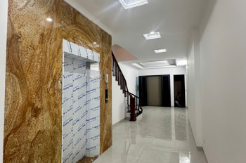 HIẾM HIẾM HIẾM!!! Bán nhà Vĩnh Ninh Vĩnh Quỳnh Thanh Trì – Nhà mới 5 tầng thang máy, ô tô đỗ cửa,