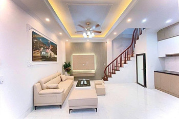 BÁN NHÀ GIA QUẤT LONG BIÊN, MỚI TINH, FULL NỘI THẤT, OTO ĐỔ CỬA 54M