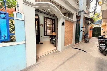 NHÀ DÂN XÂY CHẮC CHẮN –NỞ HẬU-NGÕ NÔNG -15M RA Ô TÔ TRÁNH–DỄ CHỐT_ 5 TẦNG –39,5M2 –14,8 TỶ