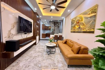 Bán Nhà Trần Khát Chân 31/36m2. 5 tầng. mặt tiền 3.5m giá 8.9 Tỷ Hai Bà Trưng Hà Nội