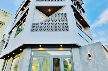 Bán nhà mới xây 1 trệt 2 lầu, lô góc 2 mặt tiền, gần nhà ga T3 và Emart, giá chỉ 6.4 tỷ