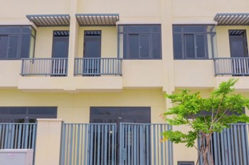 CHỐT NGAY – NHÀ PHỐ 1,7 TỶ SỔ RIÊNG – TRUNG TÂM KCN