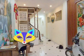 Bán nhà 4 tầng Vũ Tông Phan - Ngõ rộng ô tô đỗ sát nhà giá 4,1  tỷ - Nhà chưa sổ