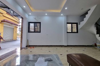HOÀNG QUỐC VIỆT 51M x6 TẦNG THANG MÁY-21 TỶ,Ô TÔ TRÁNH ĐỖ,NGÕ THÔNG KINH DOANH