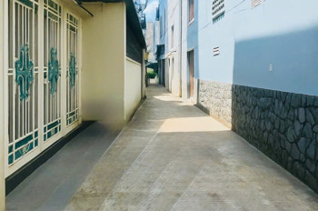 Bán nhà mới đẹp P2 Quận 10 – gần mặt tiền Ngô Gia Tự – 55m² – 4 tầng – full nội thất cao cấp.

