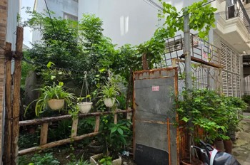 BÁN ĐẤT Tư Đình 56 m2 mặt tiền 4.8 m,10.7 tỷ Long Biên