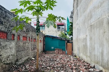 HIẾM Mảnh đất vàng phố Chu Huy Mân 60 m2 , mặt tiền 4.5m, 8.52 tỷ Long Biên Hà Nội.Ô TÔ VÀO ĐÁT