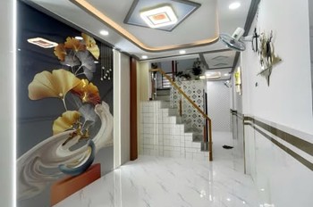 Nhà Đúc 2 Tầng - Sát Ngã Tư Bốn Xã - chỉ 3ty xíu