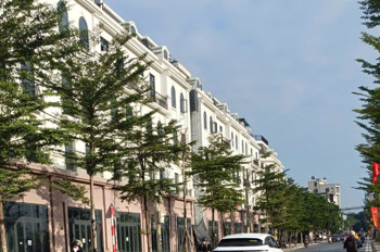 Liền kề Sơn Đồng Center 84m2-5 tầng, Vỉa hè ô tô tránh, giá 12.1 tỷ