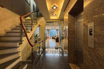 Bán nhà Mặt Phố Tố Hữu 8 tầng mt 5 m vỉa hè 8m kinh doanh 4 làn xe cho thuê 80 tr/tháng