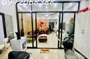 bán nhà trung tâm Thanh Xuân, Khương Đình, DT sổ 58m2, 10.5T, nhà đẹp 5 tầng, ngõ rộng, ở ngay hoặc
