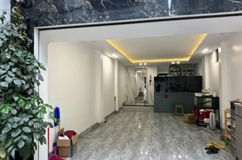 BÁN NHÀ MỚI FULL NỘI THẤT OTOO ĐỖ CỬA Phố Trạm 50m2 X 7 Tầng 12.5 Tỷ Long Biên