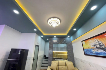 Cần bán nhanh nhà 2 tầng gần Chợ Đầm, hẻm thông 2/4 – full tiện ích