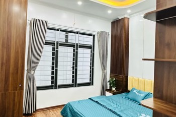 Bán Nhà Vân Đồn 34m2.  5 tầng. mặt tiền 4. giá 7.5 Tỷ Hai Bà Trưng Hà Nội