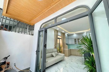 BÁN NHÀ MỚI TRUNG TÂM NHA TRANG – HẺM Ô TÔ, GẦN BIỂN, NỘI THẤT ĐẦY ĐỦ – DỌN VÀO Ở NGAY