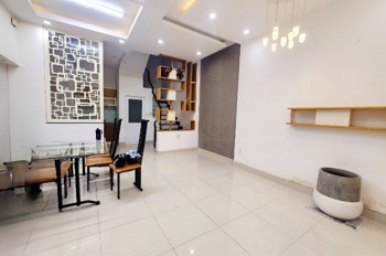 Nhà 5*10m 2 lầu/ST hẻm 125 Nguyễn Thị Tần P1Q8