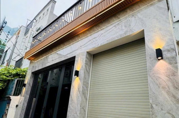 Nhà Xây Mới 1 Trệt. 2 Lầu. Sân thượng -2 PN. 3WC. Ban công lớn 6 Tỷ 250