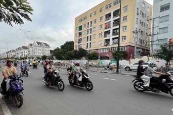 Bán nhà hẻm xe hơi Dương Quảng Hàm, Gò Vấp, 56m², 5 tầng, gần ĐH Văn Lang, giá 7.45 tỷ TL