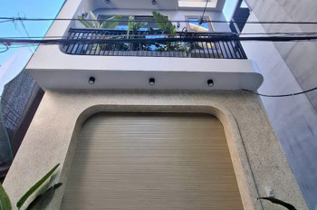 BÁN NHÀ MỚI FULL NỘI THẤT Ô TÔ ĐỖ CỬA Vũ Đình Tụng 30 m2  6 tầng 8.3 tỷ Long Biên- Hà Nội