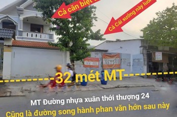 Bán nhà mặt tiền 32x44m giá 50 tỷ Đường Xuân Thới Thượng 24