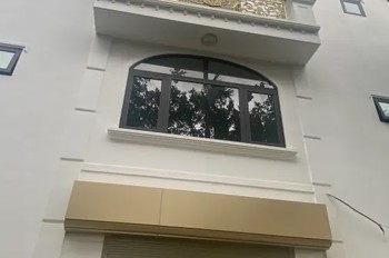 BÁN NHÀ MƠI 6 TẦNG Ô TÔ ĐỖ CỬA- VÀO NHÀ KINH DOANH Phố Nguyễn Văn Linh  9.8 tỷ Long Biên Hà Nội