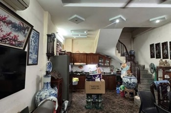 Bán Nhà  Lệnh Cư 30/33m2. 5 tầng. mặt tiền 4.6m. giá 9.7 tỷ Hà Nội