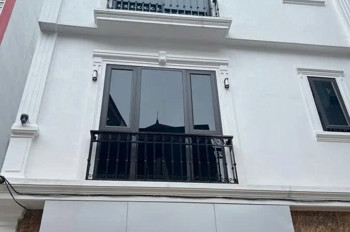 BÁN NHÀ YÊN NGHĨA - HÀ ĐÔNG (YÊN LỘ) 34M X 5 TẦNG - GIÁ 6.35 TỶ XÂY MỚI KÍNH KOONG-NGÕ THÔNG- 10M