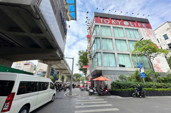 GIẢM SÂU 4 TỶ - CHỦ THIỆN CHÍ - MẶT PHỐ CẦU GIẤY - 2 MẶT TIỀN - SỔ VUÔNG ĐÉT