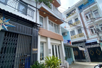 Bán Gấp Nhà Hẻm Nguyễn Thị Thập, Q7: 40m2, 2 Tầng, SH, Giá Chỉ 5.8 Tỷ