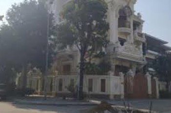 Bán biệt thự Mỹ Đình lô góc 145m² x4,5 tầng giá 41,8 tỷ