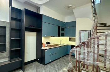 PHỐ CỔ NGỌC LÂM -- LB- TIỀN NHỎ DIỆN TÍCH TO, NHÀ MỚI 45M2--- 9,9 TỶ