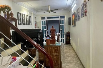 Bán nhà Hoàng Liệt, gần Hồ Linh Đàm, Trường cấp 2- 38m*5 tầng. Giá 9,5 tỷ (còn TL)