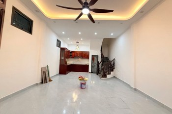 Bán Nhà ngõ an sơn Đại La 40m2. 5 5 tầng. mặt tiền 5m. giá 10.88 Tỷ Hai Bà Trưng Hà Nội
