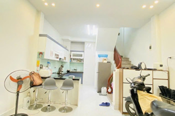 BÁN NHÀ 5 TẦNG NGỌC THỤY- 2 THOÁNG - Ô TÔ ĐỖ CỔNG -NHỈNH 7 TỶ