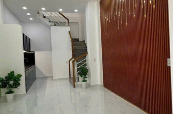 Nhà Võ Trứ P.Chánh Hưng (P9Q8) 3lầu sân thượng