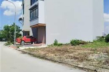 Bán 95m2 đất phân lô Phú Thượng, căn góc 3 mặt đường , ôtô tránh, dừng đỗ giá đầu tư