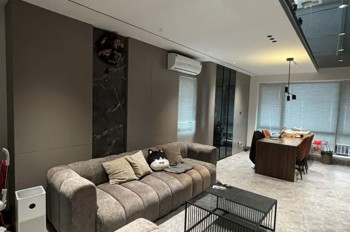 BÁN NHÀ MỚI- FULL NỘI THẤT 7 CHỖ ĐỖ CỬA, VÀO NHÀ Phố Trạm 50m2 6Tầng mặt tiền 5m 12.8 Tỷ Long Biên