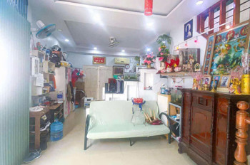 Nhà SHR 2 tầng 38m2 – Cách Mạng Tháng Tám Quận 3 S