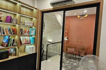 BÁN NHÀ MẶT PHỐ KINH DOANH - Ô TÔ TRÁNH  Bát Khối 45/60m2 X 4 Tầng mặt tiền 6m10 tỷ Long Biên