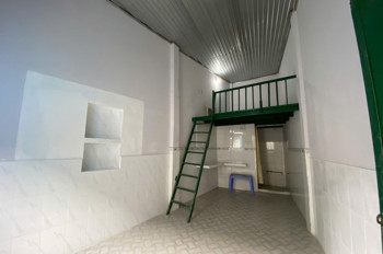 CHO THUÊ PHÒNG TRỌ 30M² – MỚI SỬA, SẠCH SẼ, THOÁNG MÁT – CHỈ 1 DÃY TRỌ YÊN TĨNH Q2 (TP. THỦ ĐỨC)