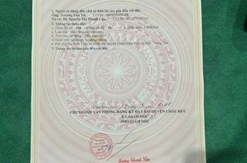 Bán lo đất  gần hai sào
Có 32 m mt đg nở hậu hai mt