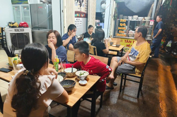 GẤP - SANG LẠI MẶT BẰNG KINH DOANH - ĐƯỜNG SỐ CƯ XÁ NGÂN HÀNG, QUẬN 7