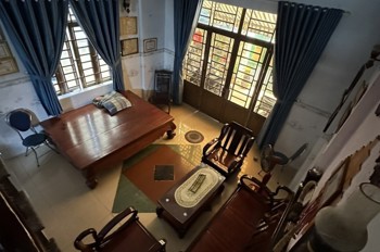 Bán nhà  đường Số 1, Thủ Đức, TP HCM. DT 115m2, 3 tầng, 5PN, SH, 9.3 tỷ. LH: 0933125879